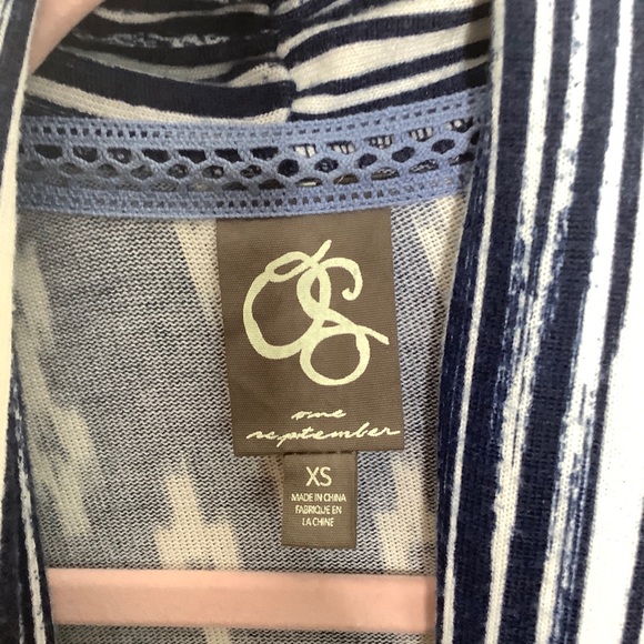 ANTHROPOLOGIE Martingale Cardigan Ikat Navy {QQ28} - Picture 4 of 6